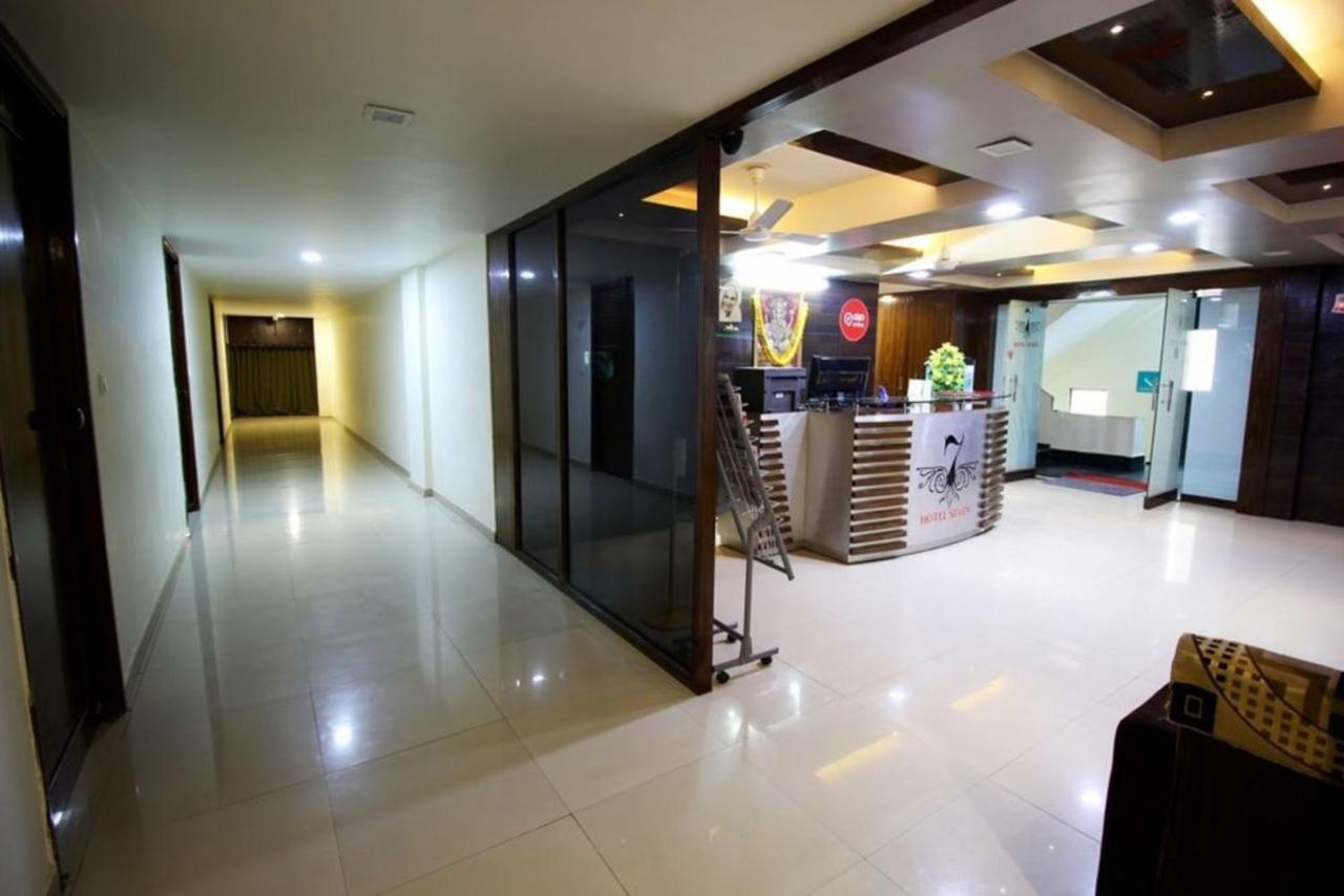 Hotel Seven 아흐메다바드 외부 사진